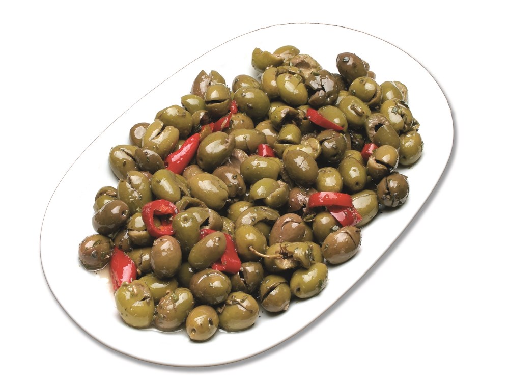 olive verdi schiacciate denocciolate condite piccanti